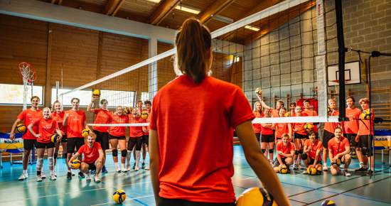 Sunnfjord Folkehogskole Volleyball Blimed (1)