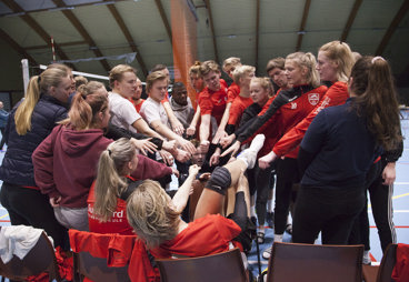 Sunnfjord Folkehogskole Volleyball Sammen